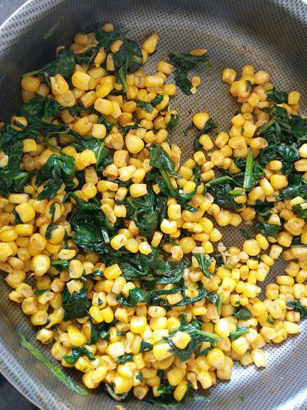 Spinach corn sandwich