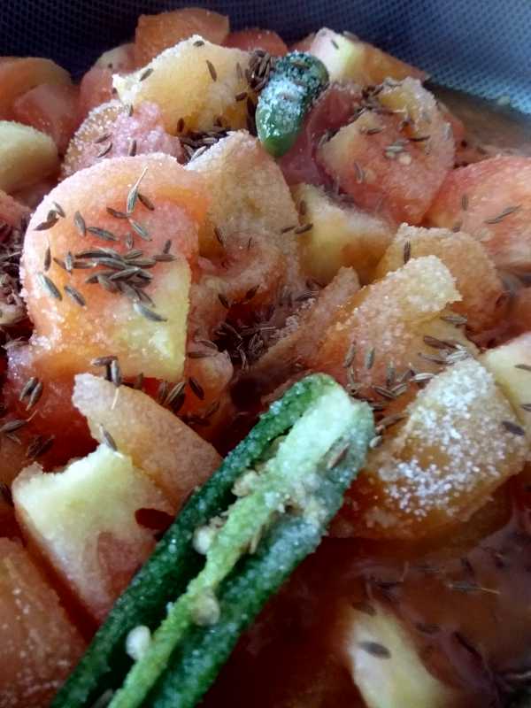 Tomato chutney