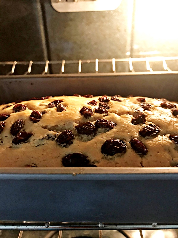 Raisin Cake